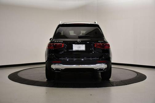 2026 Mercedes-Benz GLB 250 4MATIC