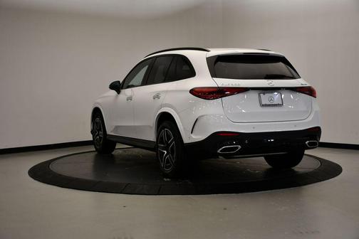 2026 Mercedes-Benz GLC 300 4MATIC