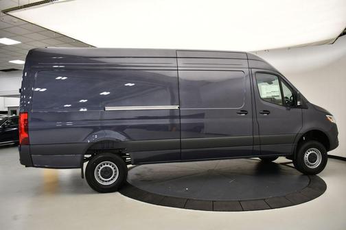 2025 Mercedes-Benz Sprinter 2500 High Roof
