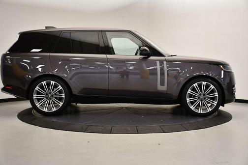 2022 Land Rover Range Rover P530 SE