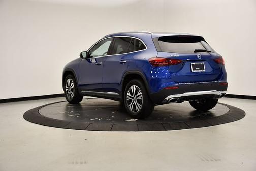 2025 Mercedes-Benz GLA 250