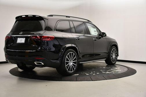 2025 Mercedes-Benz GLS 580 4MATIC