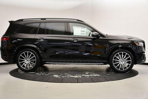 2025 Mercedes-Benz GLS 580 4MATIC
