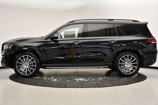 2025 Mercedes-Benz GLS 580 4MATIC
