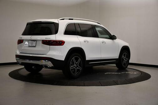 2026 Mercedes-Benz GLB 250 4MATIC