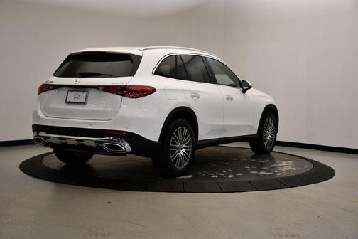 2025 Mercedes-Benz GLC 300 4MATIC