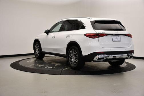 2025 Mercedes-Benz GLC 300 4MATIC