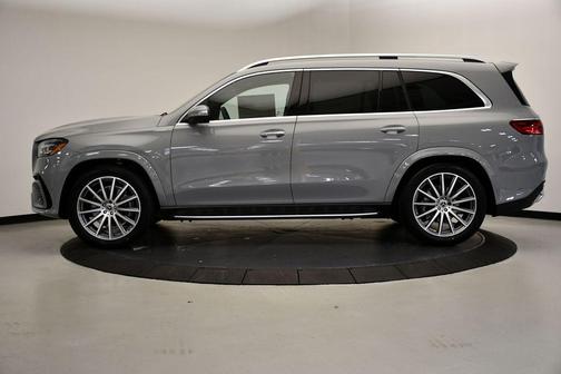 2026 Mercedes-Benz GLS 580 4MATIC