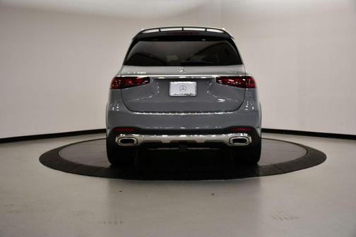 2026 Mercedes-Benz GLS 580 4MATIC