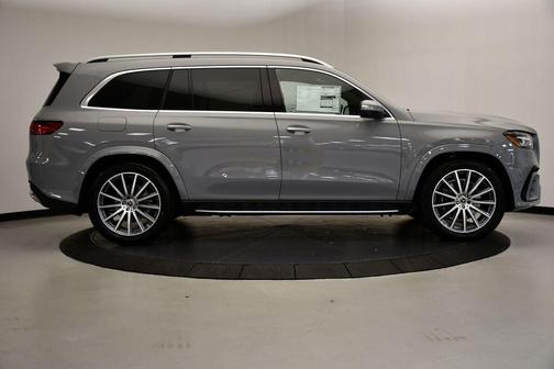 2026 Mercedes-Benz GLS 580 4MATIC