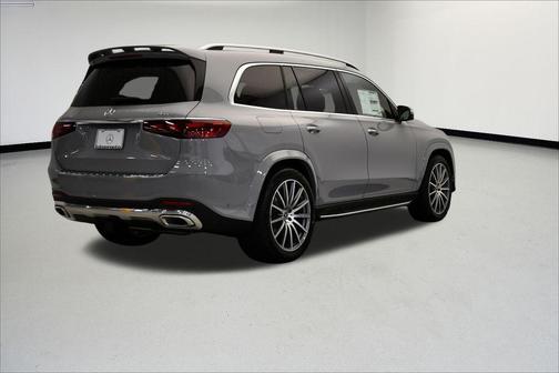 2026 Mercedes-Benz GLS 580 4MATIC