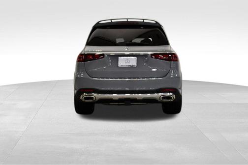 2026 Mercedes-Benz GLS 580 4MATIC