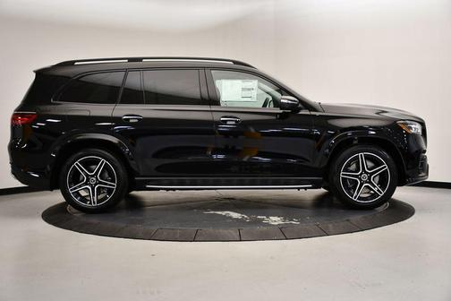 2026 Mercedes-Benz GLS 450 4MATIC