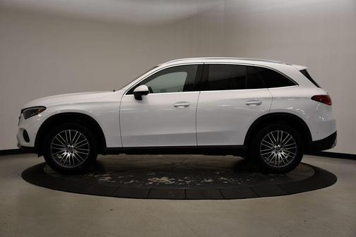 2025 Mercedes-Benz GLC 300 4MATIC