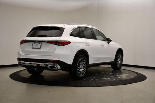 2025 Mercedes-Benz GLC 300 4MATIC