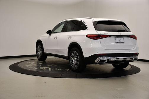 2025 Mercedes-Benz GLC 300 4MATIC