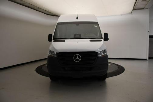 2026 Mercedes-Benz Sprinter 2500 Standard Roof