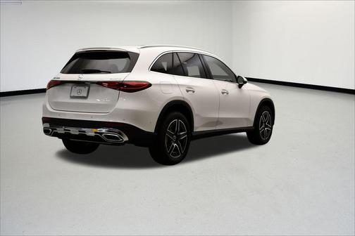 2026 Mercedes-Benz GLC 300 4MATIC