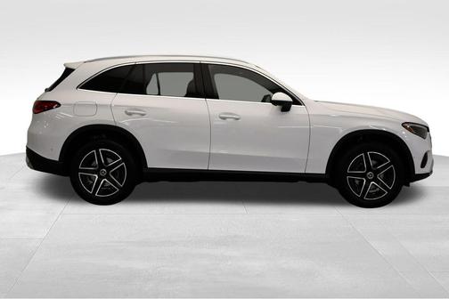 2026 Mercedes-Benz GLC 300 4MATIC