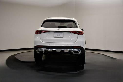 2026 Mercedes-Benz GLC 300 4MATIC