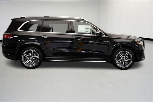 2026 Mercedes-Benz GLS 450 4MATIC