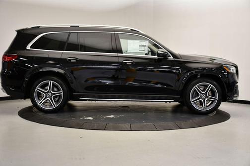 2026 Mercedes-Benz GLS 450 4MATIC