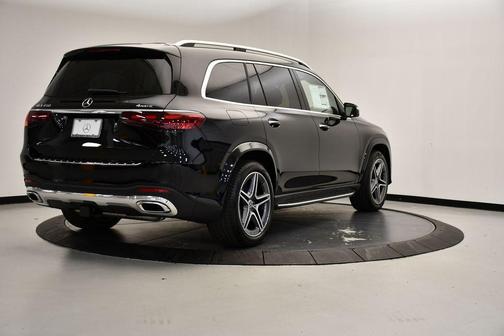 2026 Mercedes-Benz GLS 450 4MATIC