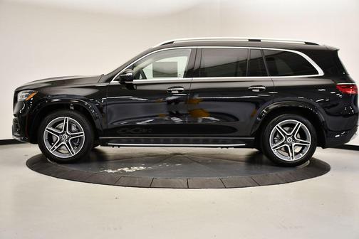 2026 Mercedes-Benz GLS 450 4MATIC
