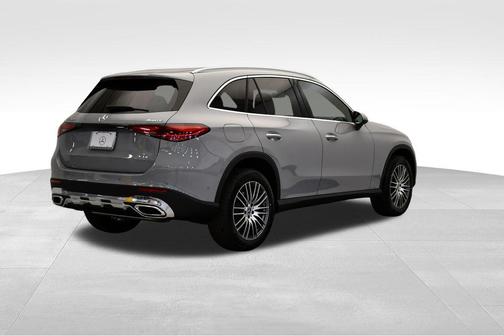 2026 Mercedes-Benz GLC 300 4MATIC