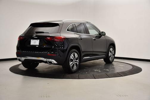 2025 Mercedes-Benz GLA 250 4MATIC