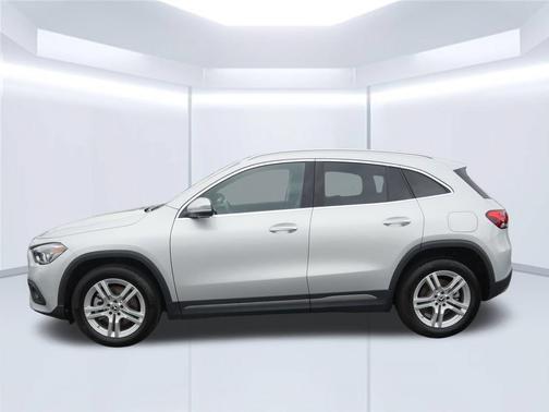 Iridium Silver Metallic 2023 Mercedes-Benz GLA 250