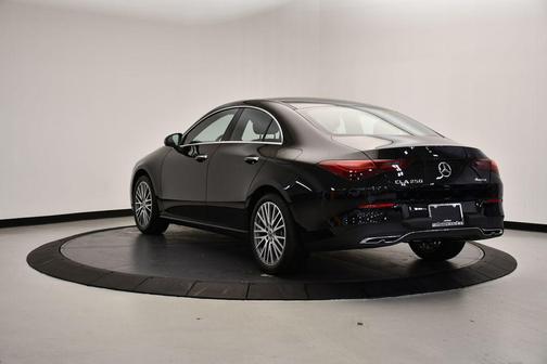 2025 Mercedes-Benz CLA 250 4MATIC