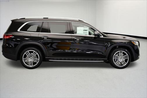 2026 Mercedes-Benz GLS 450 4MATIC