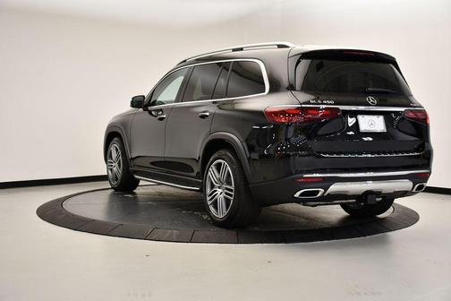 2026 Mercedes-Benz GLS 450 4MATIC