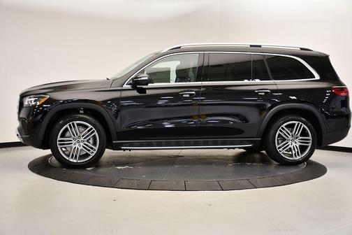 2026 Mercedes-Benz GLS 450 4MATIC