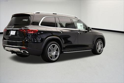 2026 Mercedes-Benz GLS 450 4MATIC