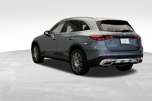 2026 Mercedes-Benz GLC 300 4MATIC