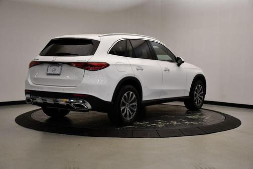 2025 Mercedes-Benz GLC 300 4MATIC