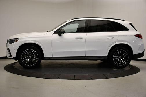 2026 Mercedes-Benz GLC 300 4MATIC
