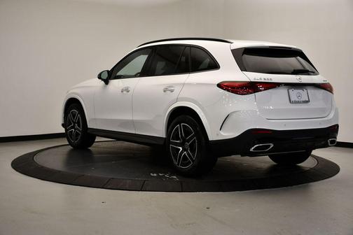 2026 Mercedes-Benz GLC 300 4MATIC