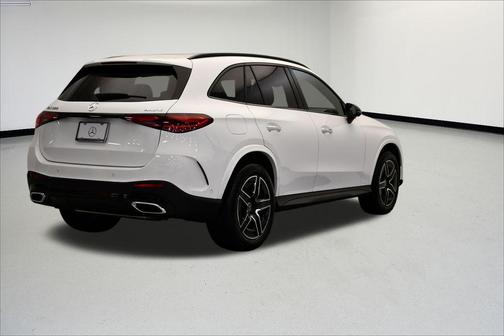2026 Mercedes-Benz GLC 300 4MATIC