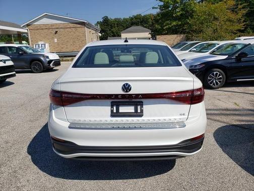 2025 Volkswagen Jetta 1.5T SE