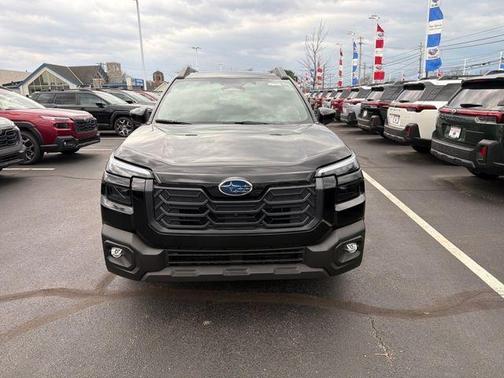 Crystal Black Silica 2026 Subaru Outback Touring