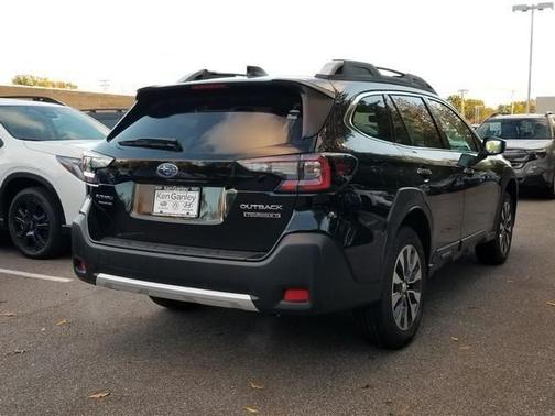 2025 Subaru Outback Touring XT
