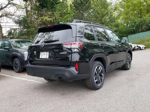 Crystal Black Silica 2026 Subaru Forester Premium