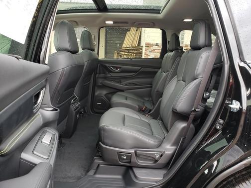 Crystal Black Silica 2026 Subaru Ascent Onyx Edition Touring