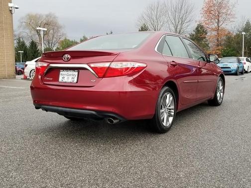 2015 Toyota Camry SE