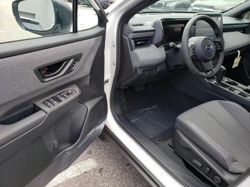 Crystal White Pearl 2026 Subaru Outback Limited