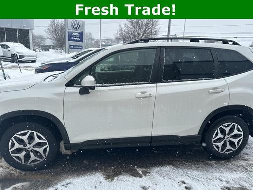 2022 Subaru Forester Premium