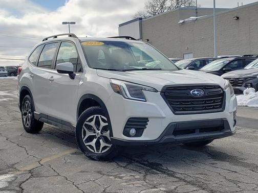 2022 Subaru Forester Premium